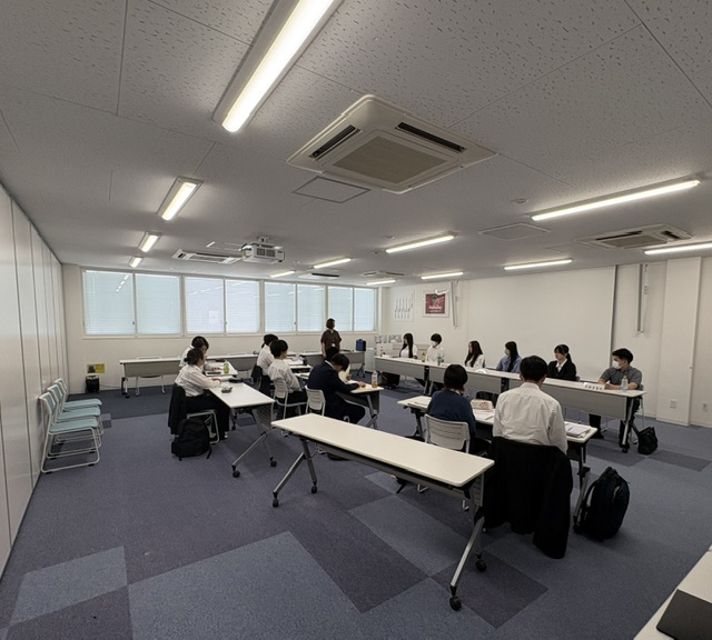 先輩たちとのトークタイム